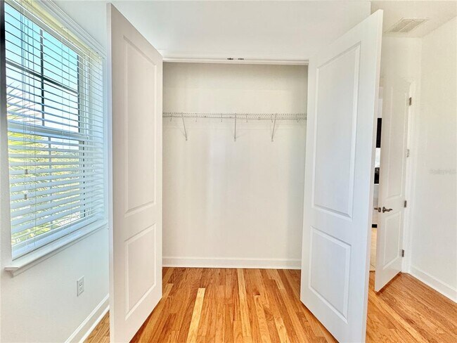 Building Photo - 14016 Dunant Ln