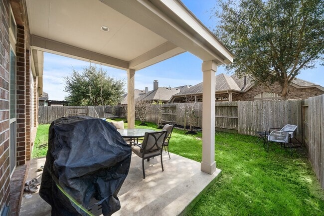 Building Photo - 17119 Kildonan Ct