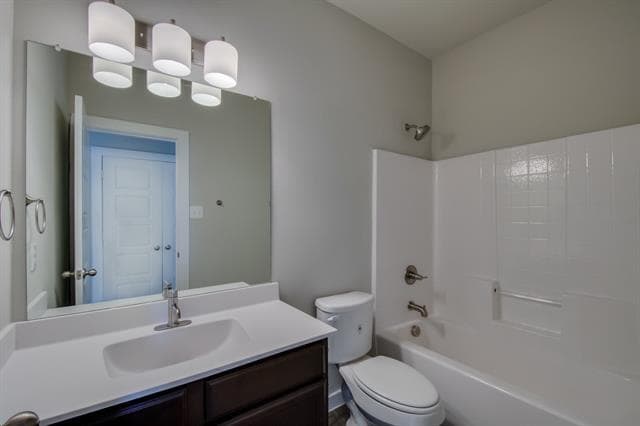 Building Photo - 912 Skyview Dr