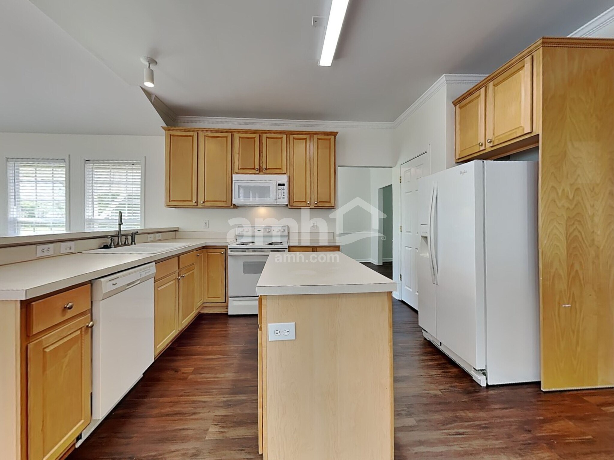 Building Photo - 1860 Francis Mill Ct