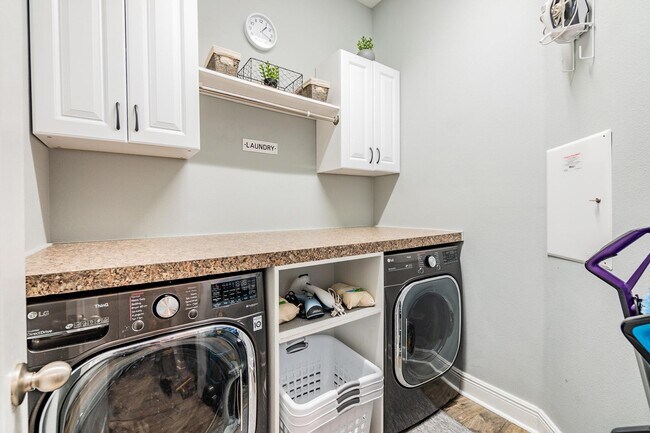 Building Photo - 8107 Champions Forest Way