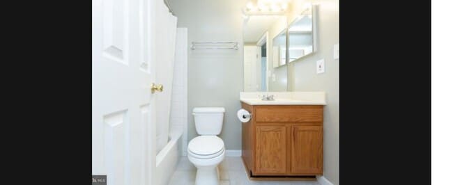 Building Photo - 9215 Azure Ct