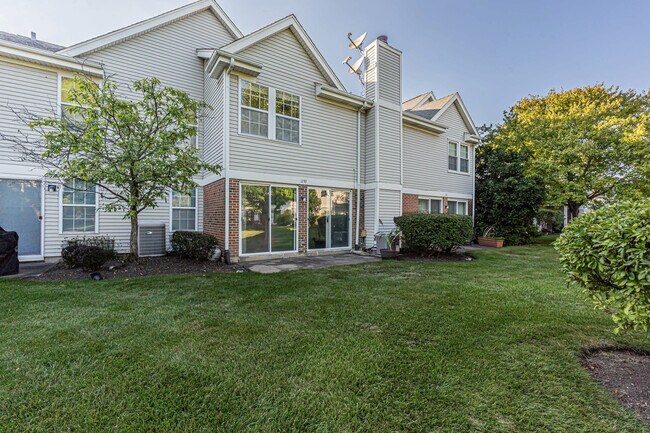 Building Photo - 1239 S Wellington Ct
