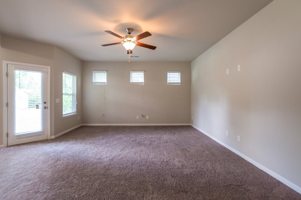 Building Photo - 115 Preserve Dr