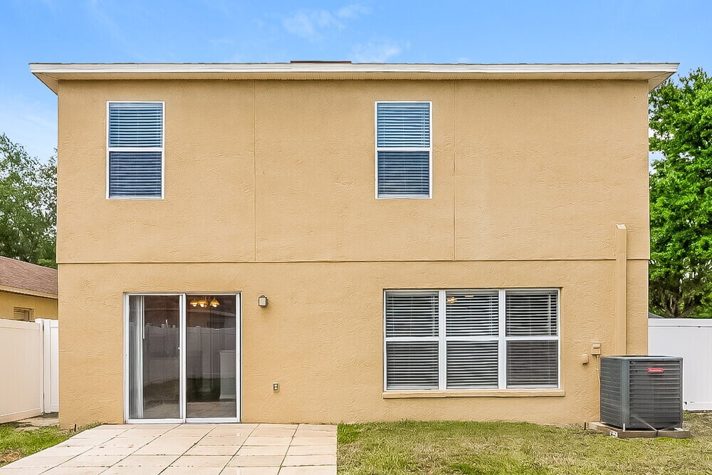 Building Photo - 11025 Golden Silence Dr