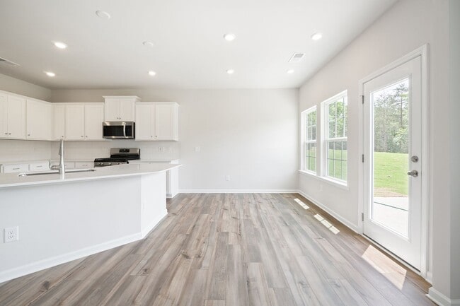 Building Photo - 13012 Lannister Dr