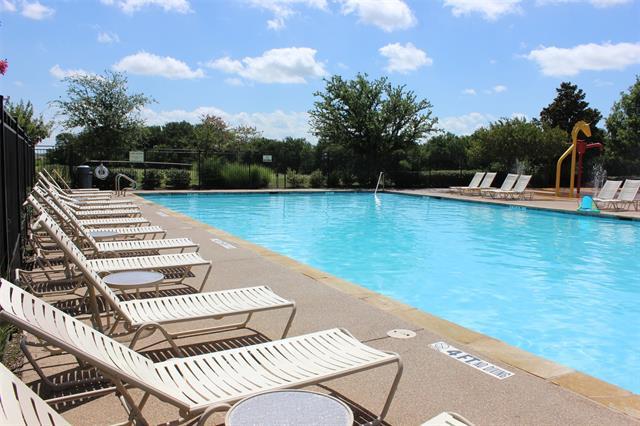 Building Photo - 6202 Crestmere Ln