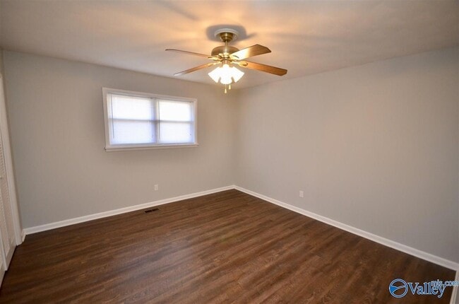 Building Photo - 804 Hodges St NW