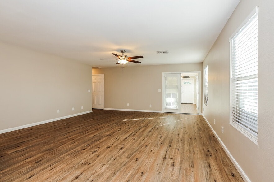 Building Photo - 18611 North 22nd St