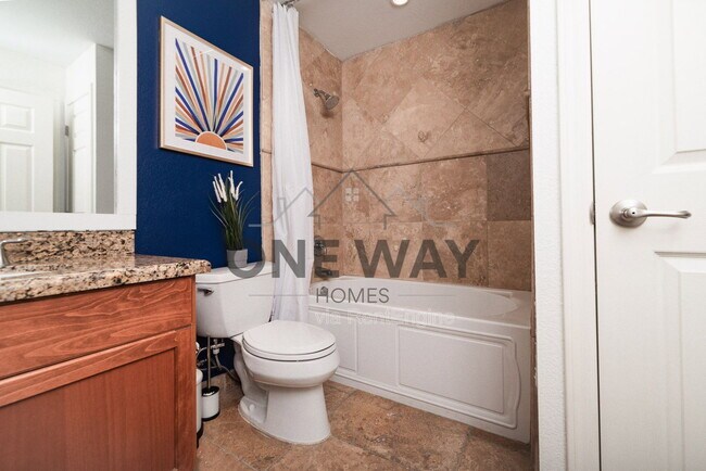 Building Photo - 8702 E Sheridan St