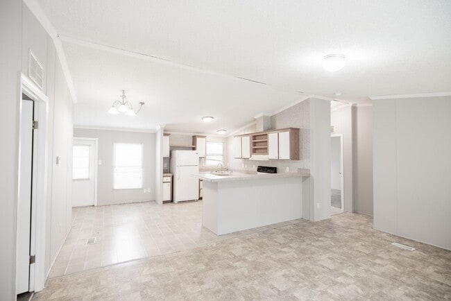 Building Photo - 30820 Peaches Way