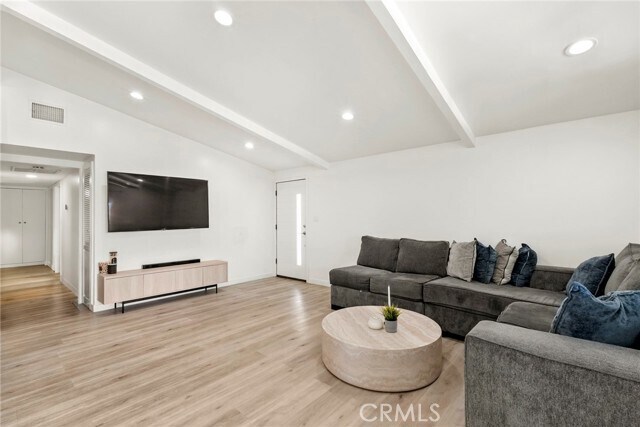 Building Photo - 6413 Wystone Ave