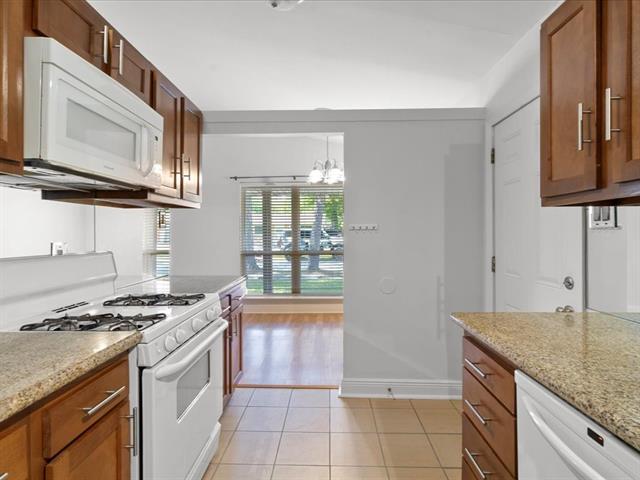 Building Photo - 717 Wiegand Dr