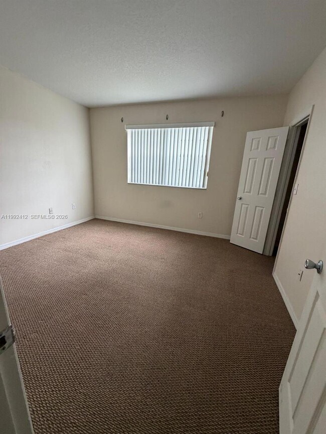 Building Photo - 200 SW 117th Terrace