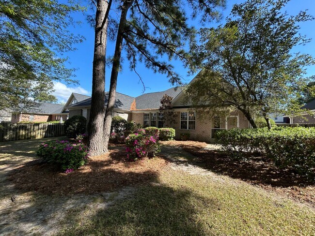 Building Photo - Oak Ridge at Plantation Landing | 4 Bedrooms, 3 Baths