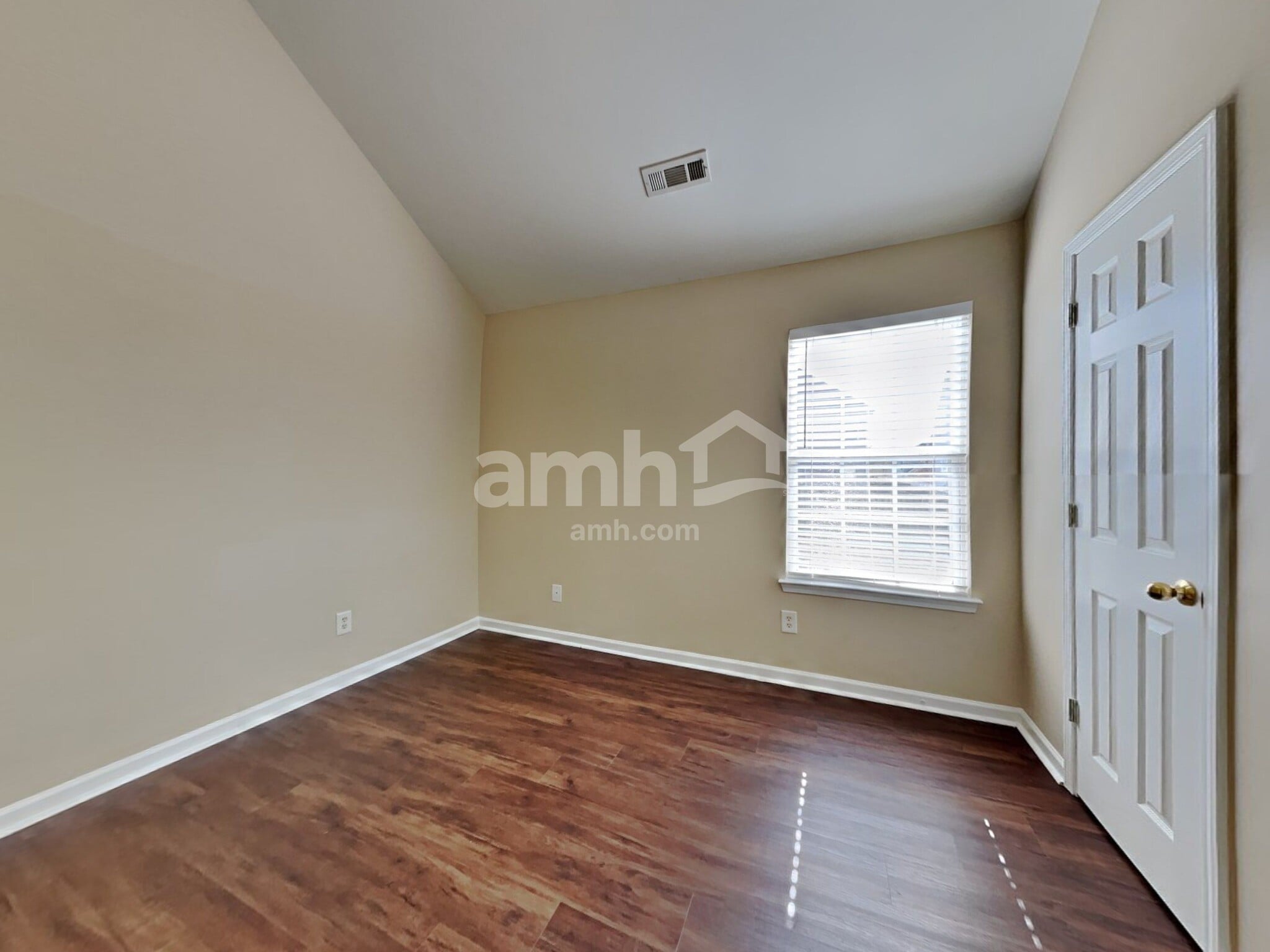 Building Photo - 248 Glenn Allen Rd