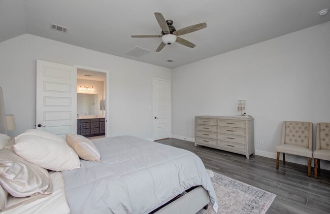 Building Photo - 20810 Clydesdale Post Rd