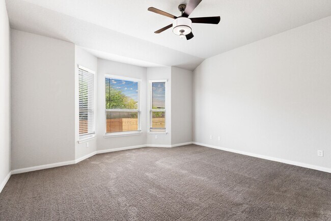 Building Photo - 4 Bedroom/2.5 Bathroom Home in the Hidden Canyons at Texas Research Park Subdivison