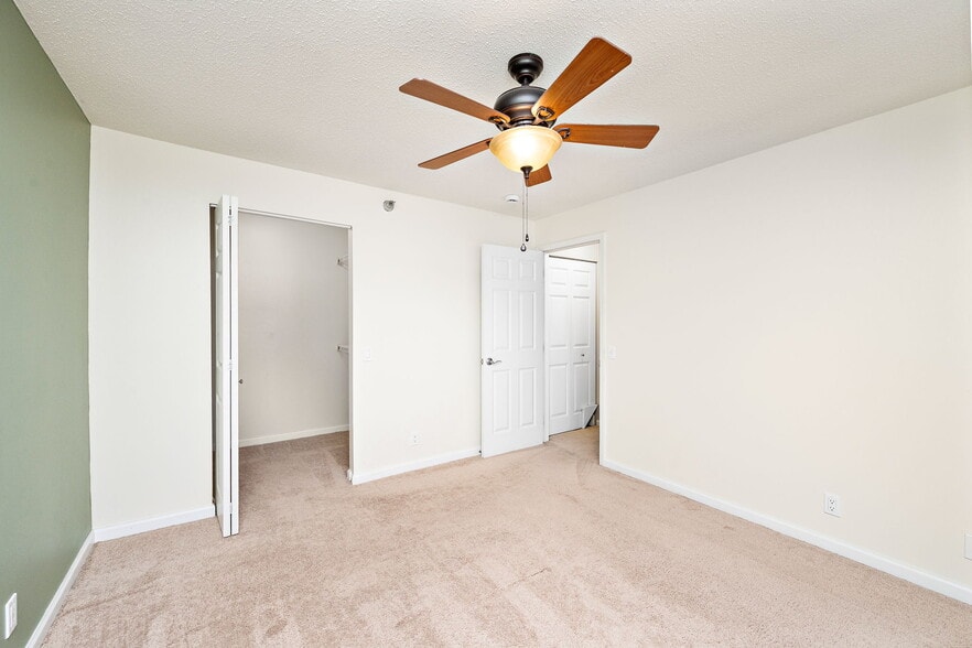 Building Photo - 6155 Chasewood Pky