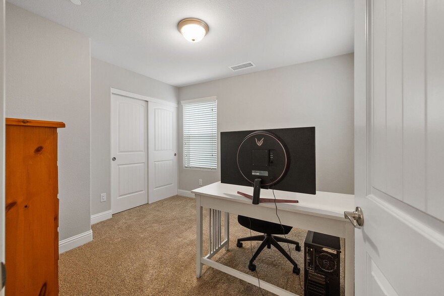 Building Photo - 6212 E Bibi Dr