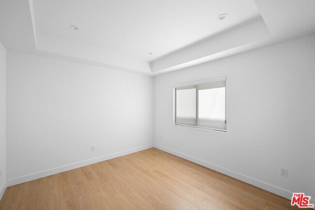 Building Photo - 5826 Craner Ave