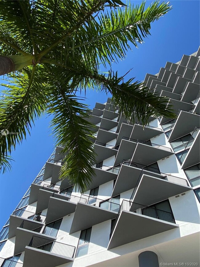 Building Photo - 5300 Paseo Blvd