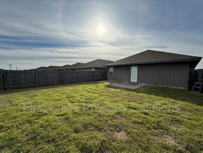 Building Photo - 19804 Serenade Way