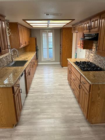 Building Photo - 410 Peacock Cir