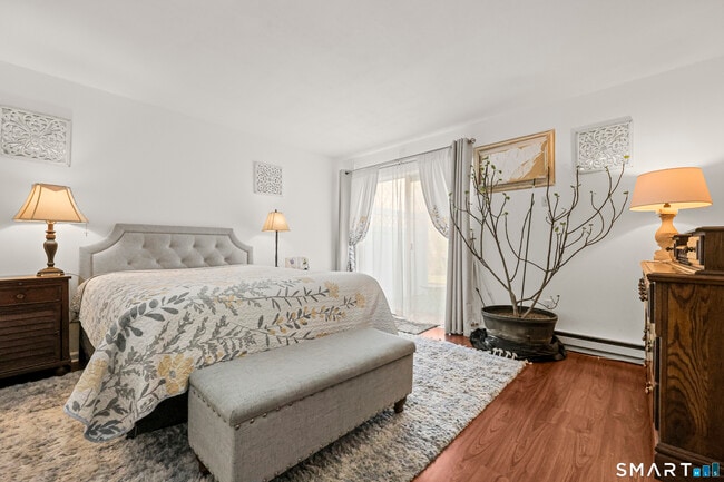 Building Photo - 237 Willow Springs