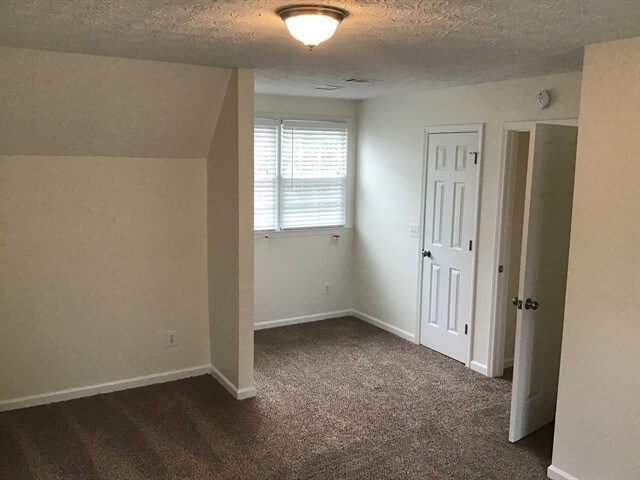 Building Photo - 999 Merrimac Way