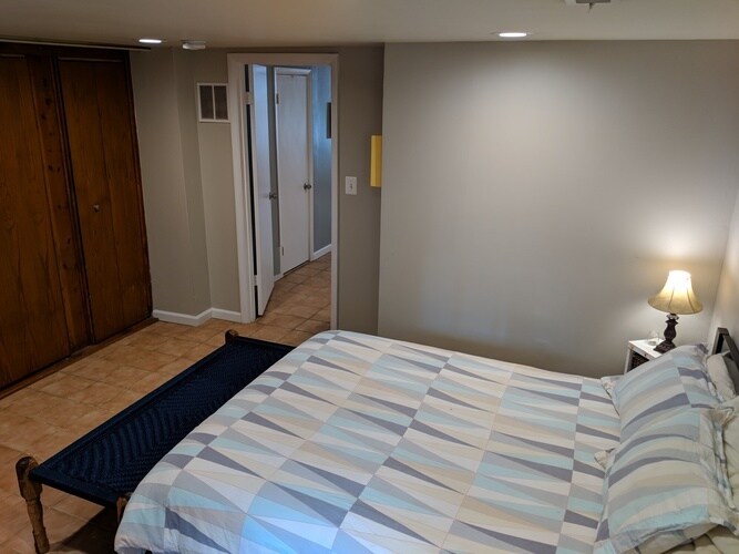 Building Photo - 1629 Newton St NW