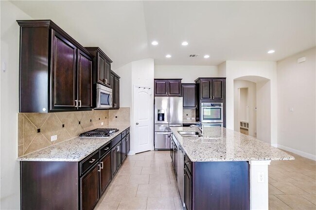Building Photo - 3409 De Torres Cir
