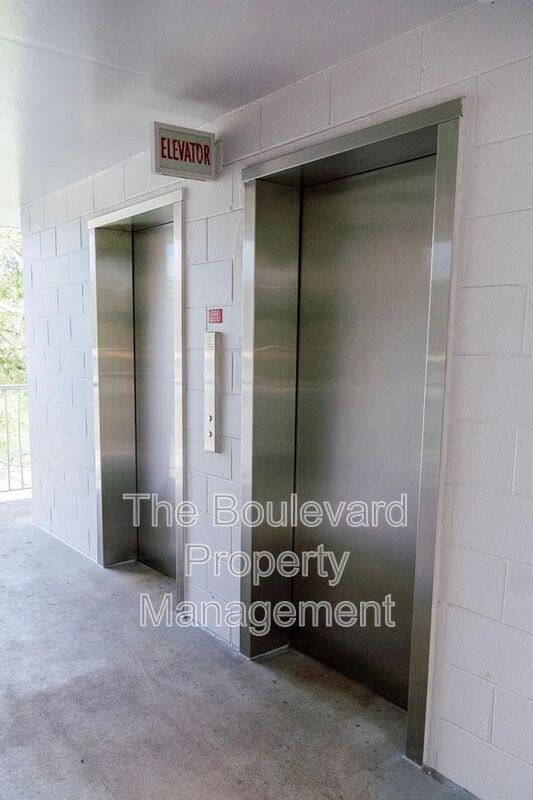 Building Photo - 95-20 Waihonu St
