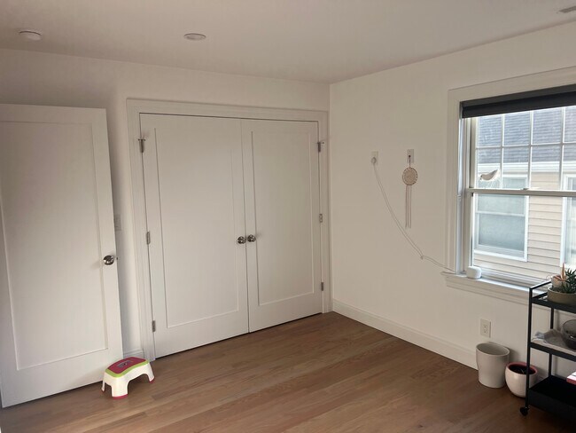 Building Photo - 111-113 Lincoln Ave