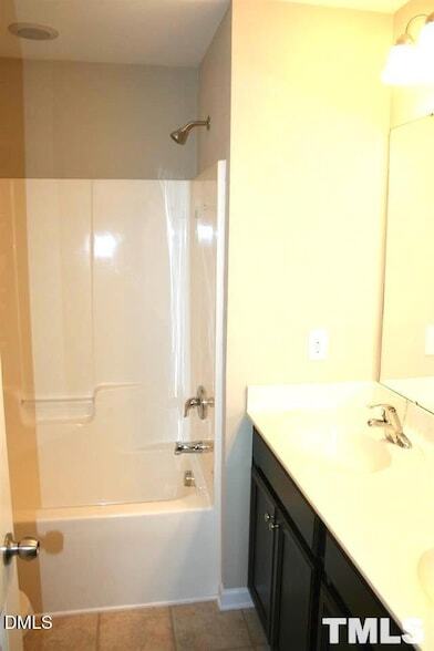 Building Photo - 805 Keystone Park Dr