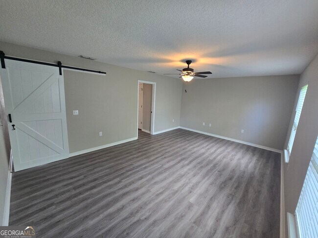 Building Photo - 405 Brooklet Cir