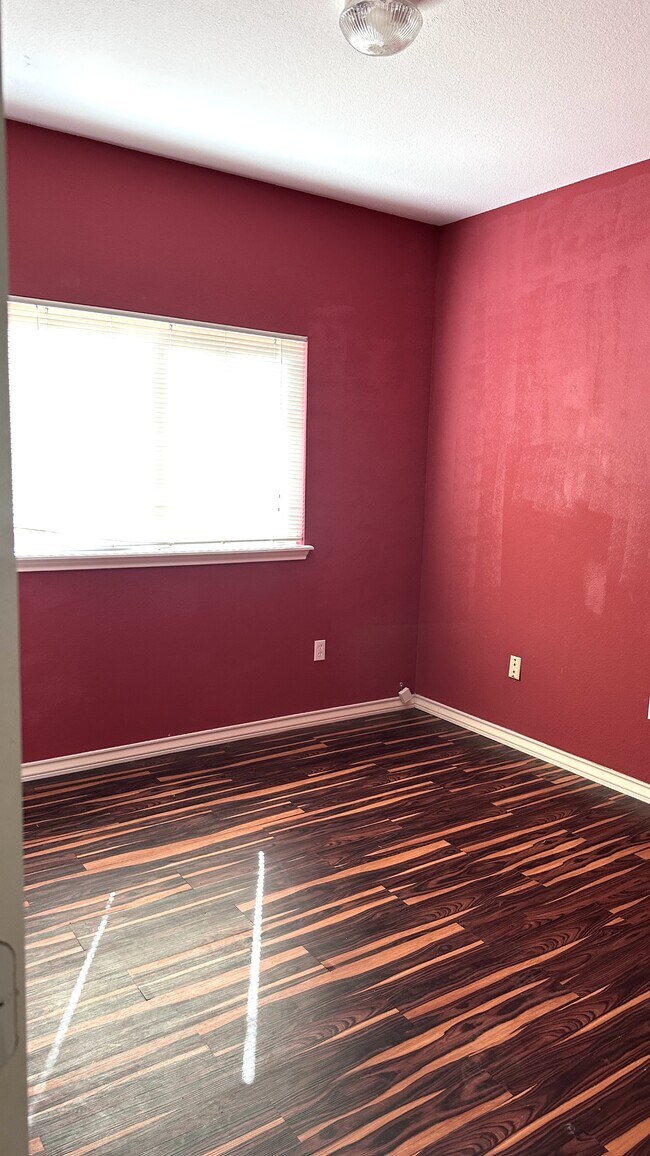 Building Photo - 6522 Malachite Dr