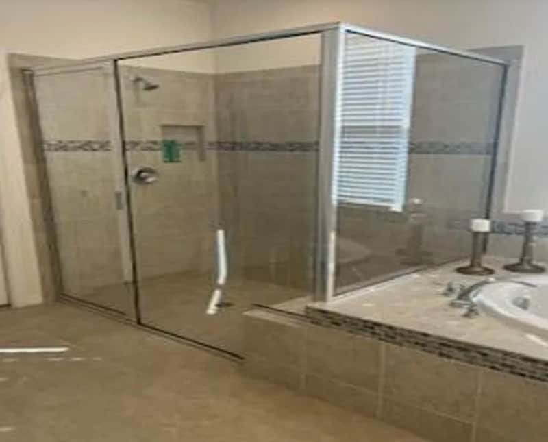 Building Photo - 10429 MacFarlane Pl