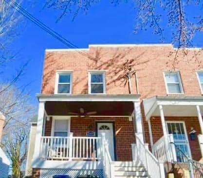Building Photo - 549 45th St NE