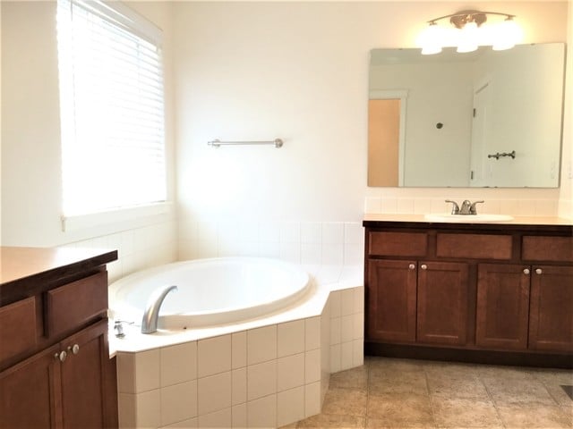 Building Photo - 5100 Balustrade Blvd SE