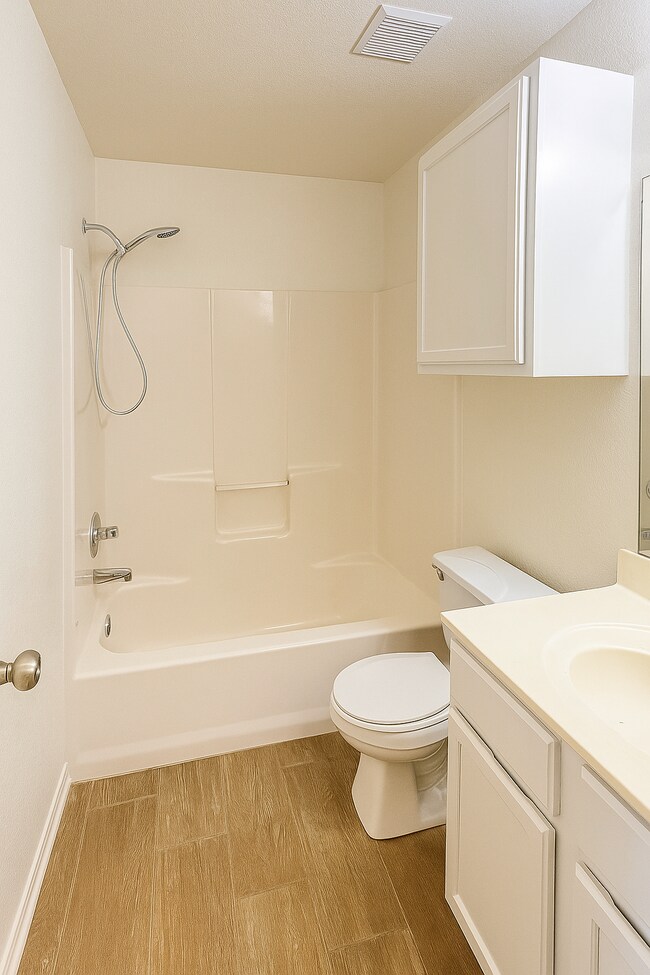 Building Photo - 5109 Daybreak Dr