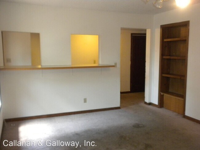 Building Photo - 1410 University Ave