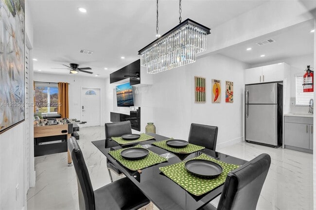 Building Photo - 797 NW 35th St