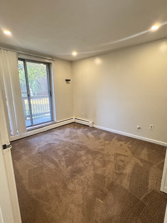 Building Photo - 144 Kenrick St