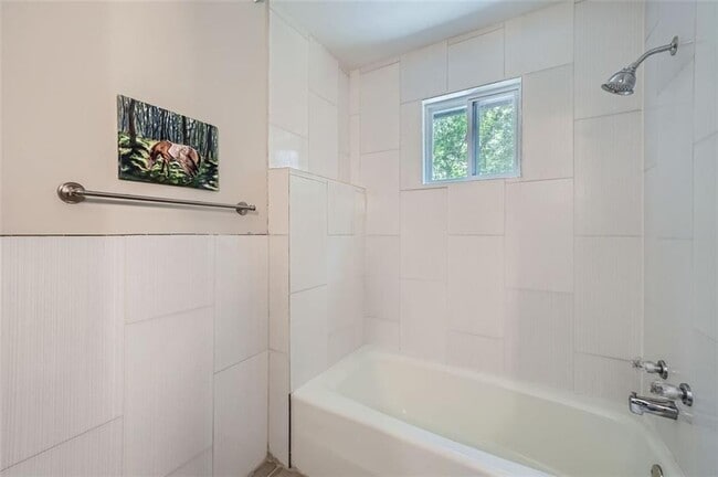 Building Photo - 7575 Ball Mill Rd NE