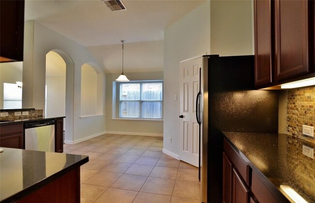 Building Photo - 11219 English Rose Trail