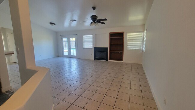 Building Photo - 8315 Mossrock Dr