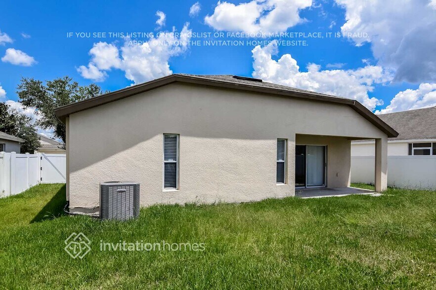 Building Photo - 7827 Outerbridge St