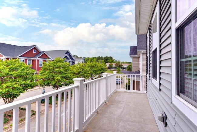 Building Photo - 2702 Queens Path, Williamsburg VA 23185