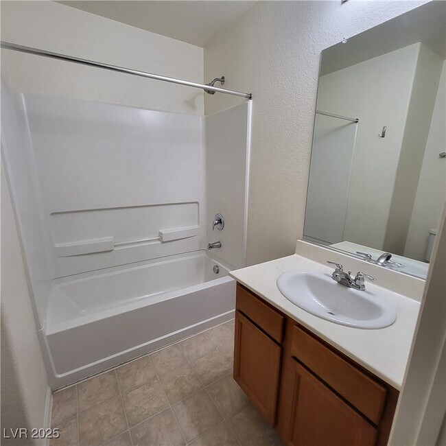 Building Photo - 9282 Keystone Ridge Ave